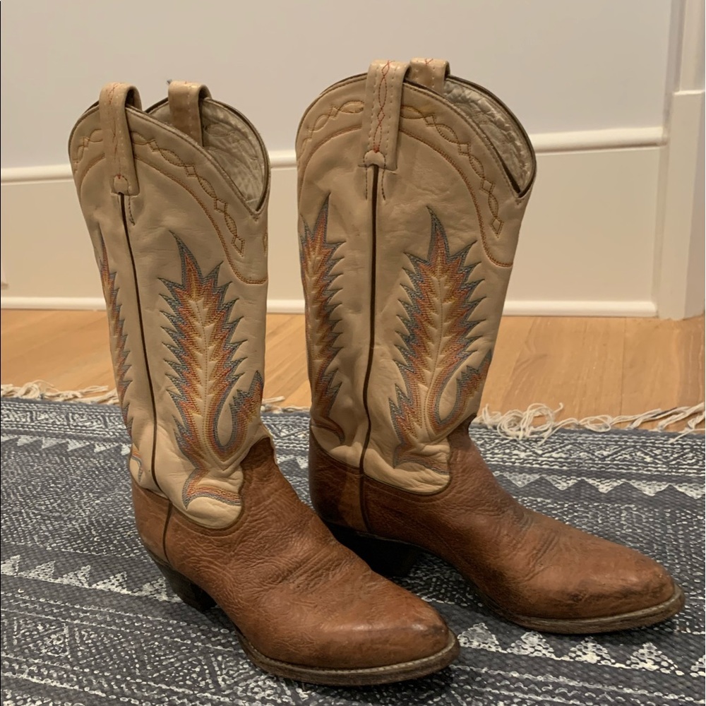 Vintage Tony Lama cowboy boots